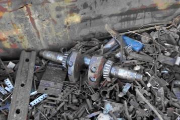 Таможенники в Пскове предотвратили контрабандный вывоз одной тысячи тонн стратегического товара