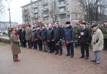 В Пскове отметили 73-летие парада на Красной Площади в Москве